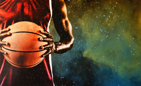 A rare event occurs in which the uniform color of the basketball